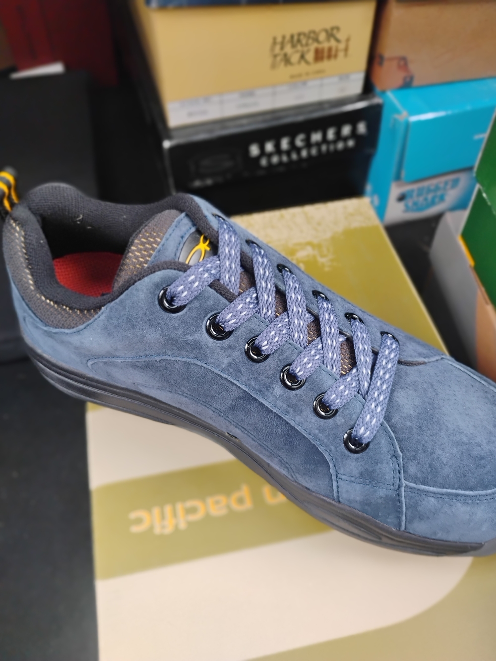 Men's Suede Lace-Up Casual Shoe in Blue